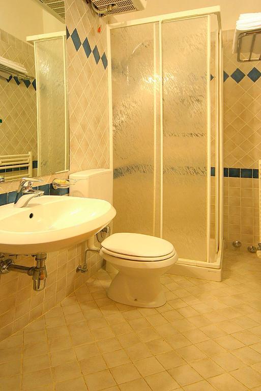 Francamaria Rooms ヴェルナッツァ 部屋 写真